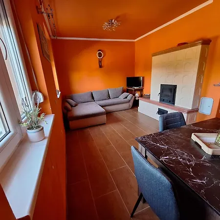 Apartment Erdoszeli
